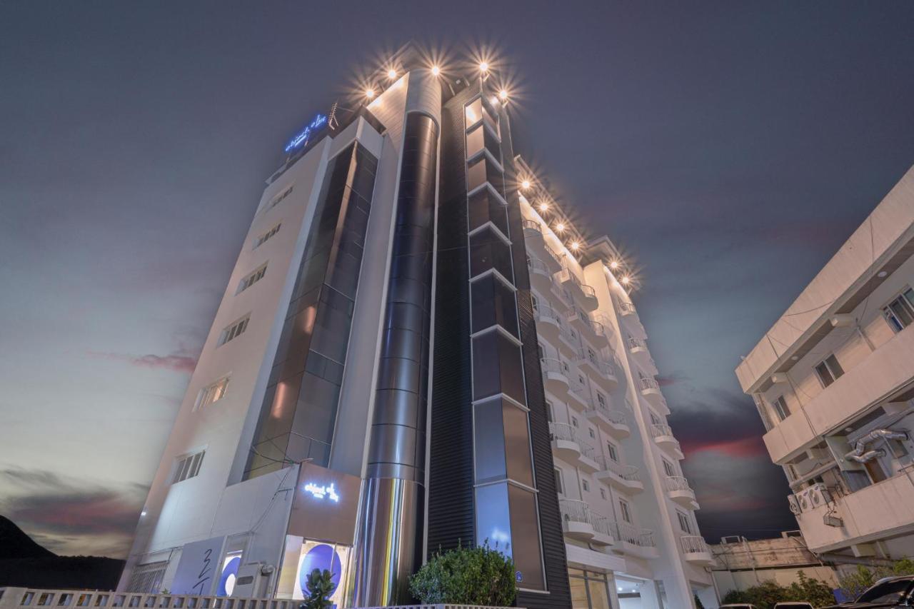 Object Aank Hotel Gumi Екстер'єр фото