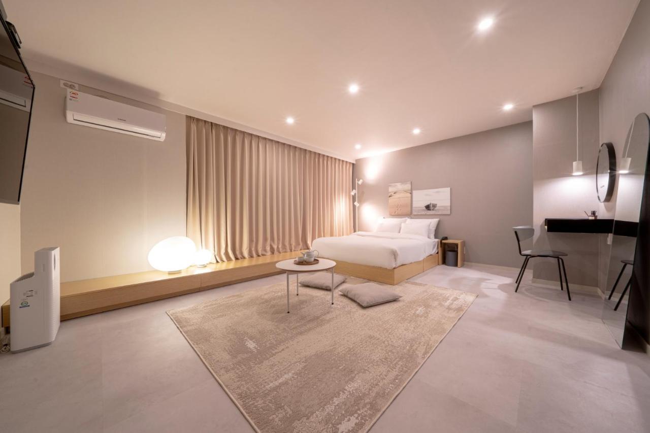 Object Aank Hotel Gumi Екстер'єр фото